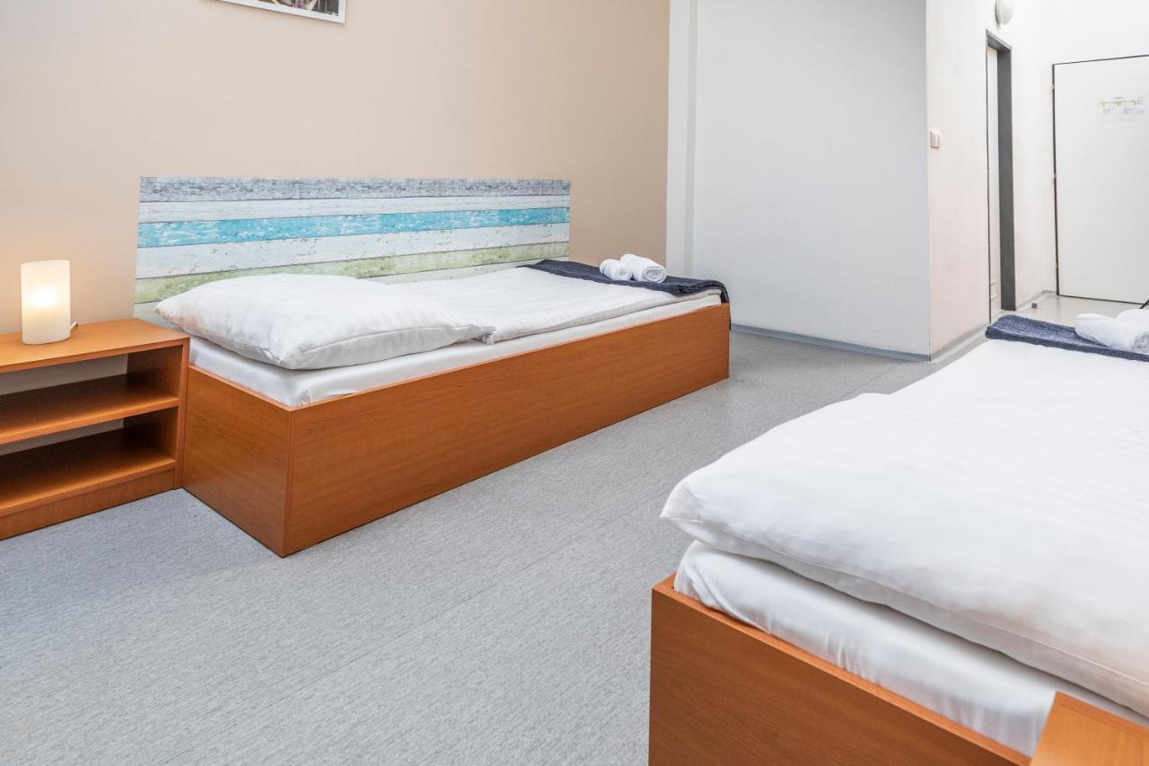 Hotel Vp1 اوسترافا المظهر الخارجي الصورة