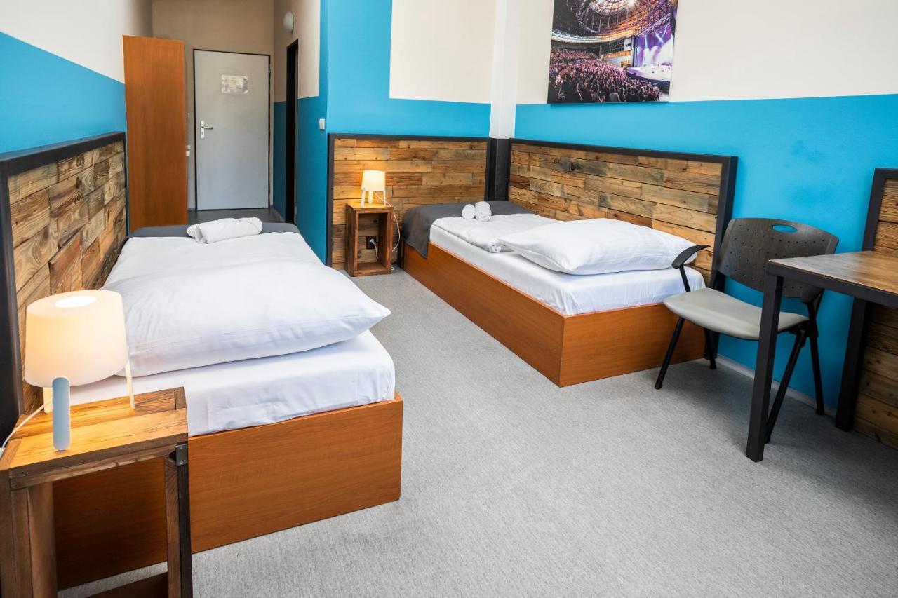 Hotel Vp1 اوسترافا المظهر الخارجي الصورة