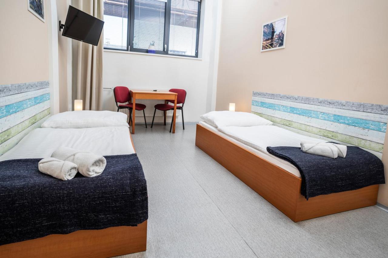 Hotel Vp1 اوسترافا المظهر الخارجي الصورة